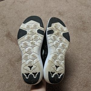 Nike Shoes - Nike Flywire Flex Supreme TR5 Nike Shoes - Nike Flywire Flex Supreme TR5